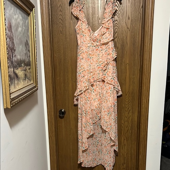 Astr Dresses & Skirts - Astr the Label Floral Ruffle Maxi Dress
